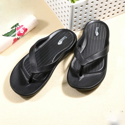 Footup Women Newly Launch | Classic Ultra Soft | Cushion | Comfortable|Premium|Stylish|Trendy Flip Flops(Black , 5)
