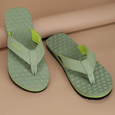 AVANT Men Flip Flops(Green , 6)