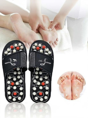 eastern club Women Slippers(Black , 7)
