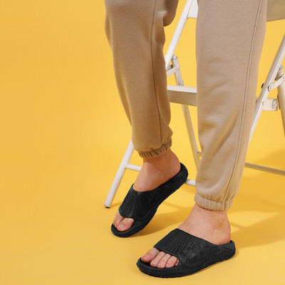 yoho Men Slides(Black , 6)