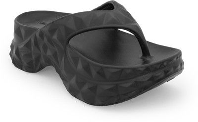 RED TAPE Women Slides(Black , 5)