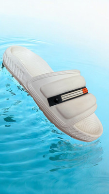 TwinSkor Men Slides(Off White , 7)
