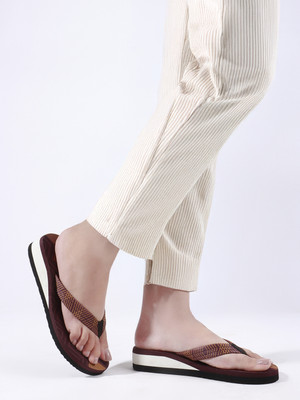 TWO SOFT Women Slippers(Brown , 8)