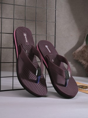 footloose Women Slippers(Maroon , 3)