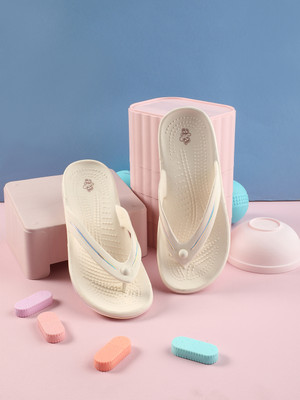 LIBERTY Women Slippers(Off White , 4)