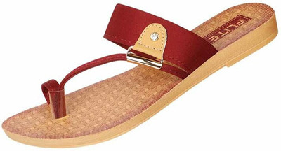 FLITE Women Flip Flops(Black , 6)