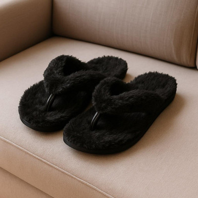 WOLVESDEN Women Flip Flops(Black , 8)