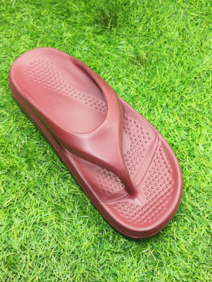 Fashion Engineer Women Slippers(Maroon , 7)