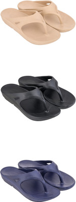 Feel alive Men Slippers(Multicolor , 7)