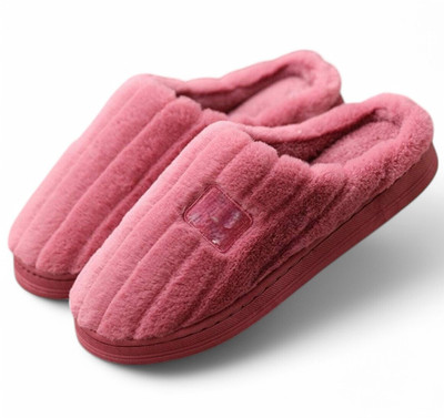 WOLVESDEN Women Slippers(Pink , 5)