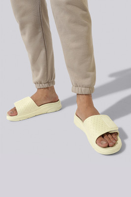 Neemans Men Slides(Beige , 7)