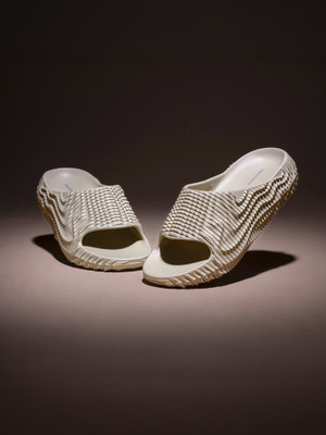 RED TAPE Men Slides(Beige , 10)