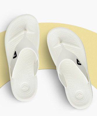 Adda Men Flip Flops(White , 7)