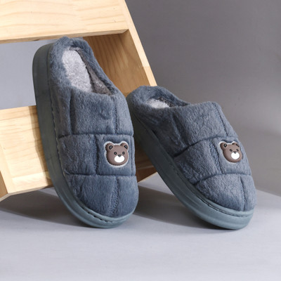 RICHMEN Men Slippers(Grey , 7)