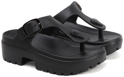 Feet Runner Women Clogs(Black , 7)