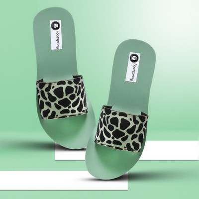 Footspring Women Slides(Green , 8)