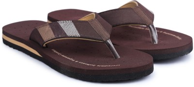 ShoeNstring Men Slippers(Brown , 7)