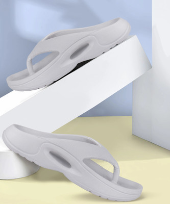 BERSACHE Men Flip Flops(Grey , 11)