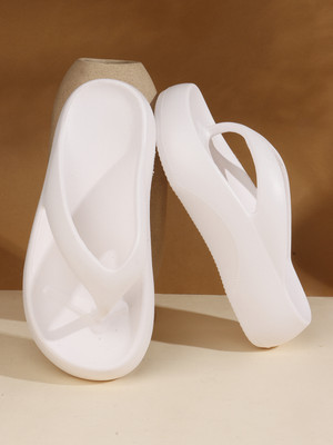 Clogsy Women Flip Flops(White , 6)