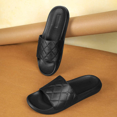METRO Men Slides(Black , 7)