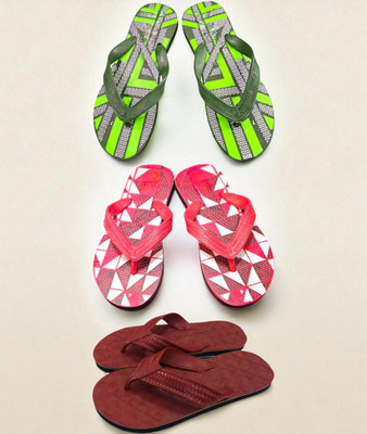 Mikro Men Slippers(Multicolor , 7)