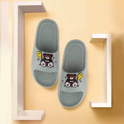 Cogs Women Slides(Green , 8)