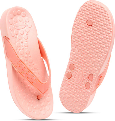 TAFFRAL Women Trending Stylish Lightweight Comfort Slipper Flip Flops(Pink , 5)