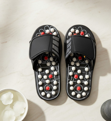 Vornexa Men Slippers(Black , 8)