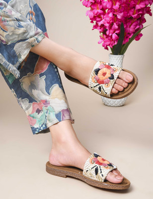 PEEK Women Flats(Orange , 5)