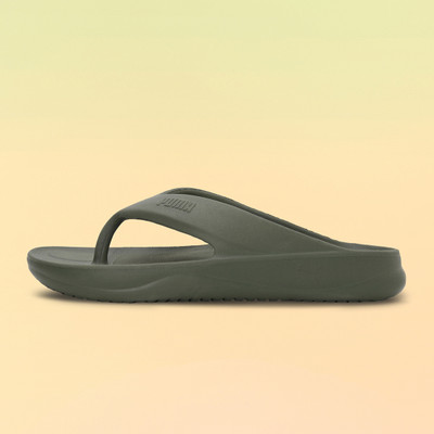 PUMA Men Wave Flip RES Flip Flops(Green , 9)