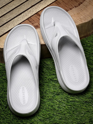 BERSACHE Men Flip Flops(White , 7)