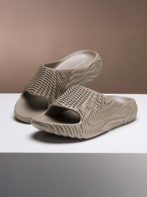 RED TAPE Men Slides(Beige , 7)