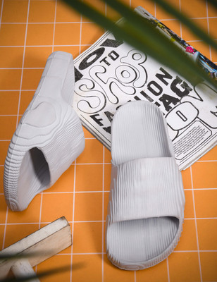 Cogs Men Slides(Grey , 8)