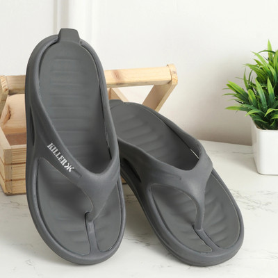 KILLER Men Slippers(Black , 8)