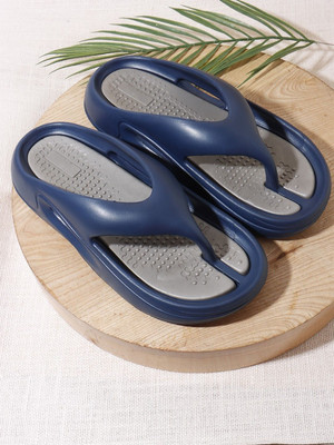 SUKUN Men Flip Flops(Blue, Off White , 8)