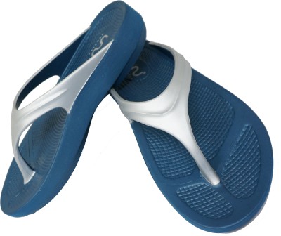 Doubleu Women Women Clasic V Shape Metal Blue+Silver Flip Flops(Blue , 4)