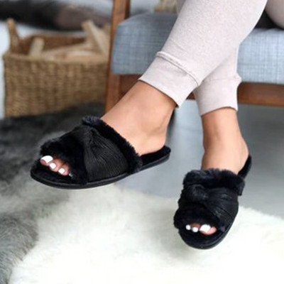 Sale YUG Women Flip Flops(Black , 7)