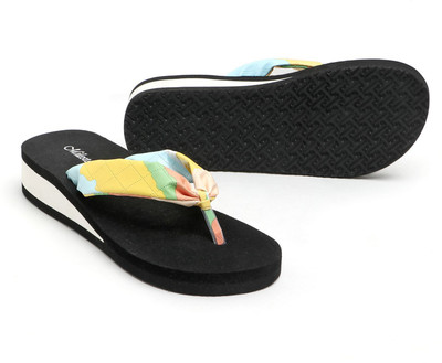 MILESTOE Women Slippers(Multicolor , 8)