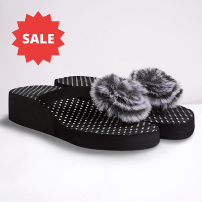 SHIPEE Women Slippers(Black , 7)