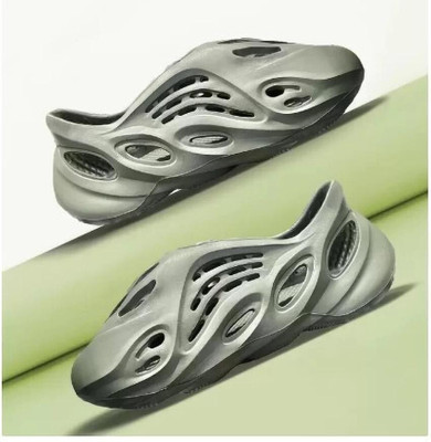 Hitway Men Slides(Green , 9)