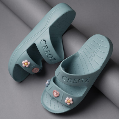 Free Kicks Women Slides(Blue , 8)