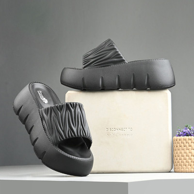 Footup Women Newly Launch | Classic Ultra Soft | Cushion | Comfortable|Premium|Stylish|Trendy Slides(Black , 6)