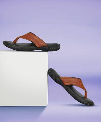 Bucik black online leather slippers