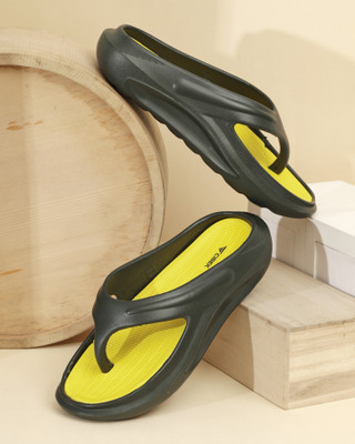 CIBEK Men Flip Flops(Yellow , 10)