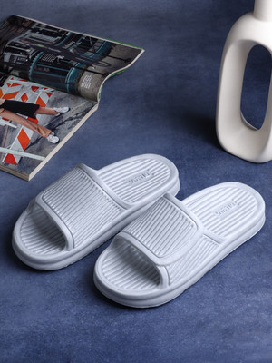 LYVI Men Slides(Silver , 8)