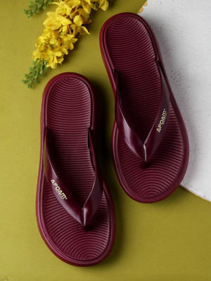 PICAASO Women Slippers(Maroon , 5)