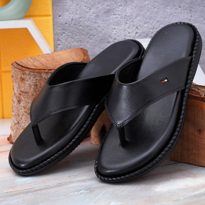 KLASSEN Men Sandals(Black , 6)