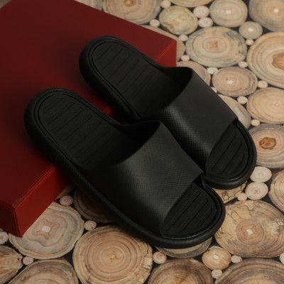 STYLE HEIGHT Men Slides(Black , 7)