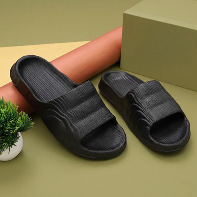 ERANC Men Slippers(Black , 8)