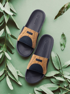 Chupps Men Arc Powergrip Slides(Multicolor , 8)